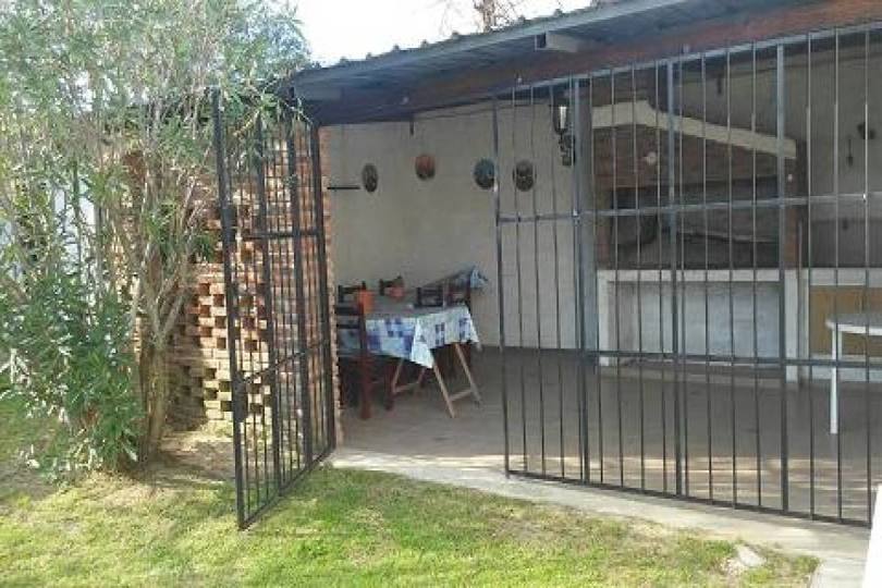 Solymar,Canelones,Uruguay,2 Habitaciones Habitaciones,1 BañoBaños,Casas,De Los Eucaliptos y Gaviotas,2331