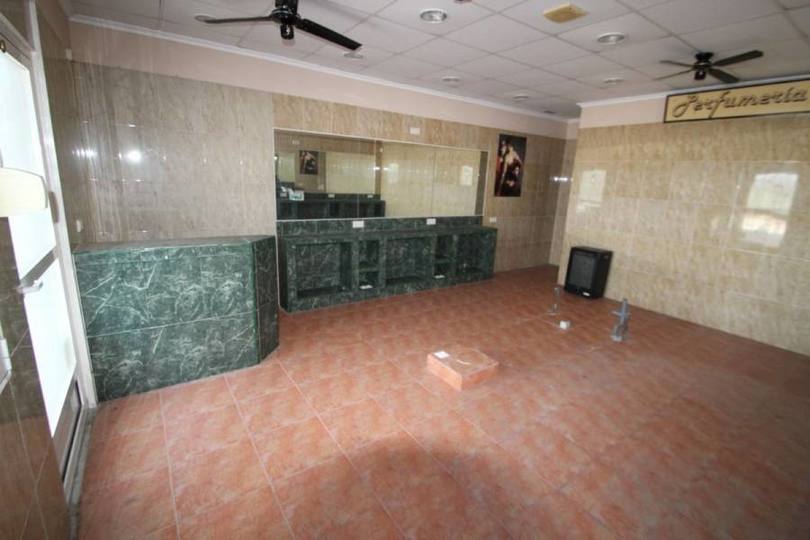 Torrevieja,Alicante,España,2 Bedrooms Bedrooms,1 BañoBathrooms,Local comercial,15858