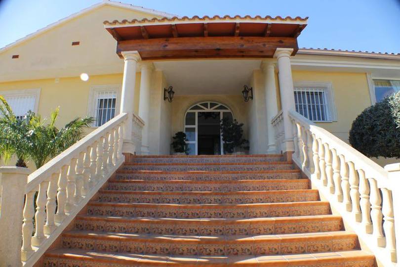 Alfaz del Pi,Alicante,España,6 Bedrooms Bedrooms,3 BathroomsBathrooms,Casas,16035
