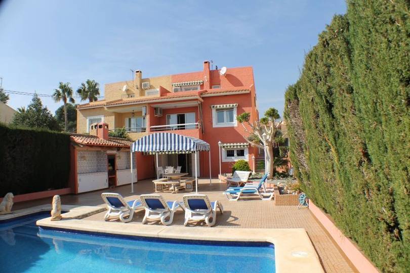 La Nucia,Alicante,España,5 Bedrooms Bedrooms,3 BathroomsBathrooms,Casas,16079