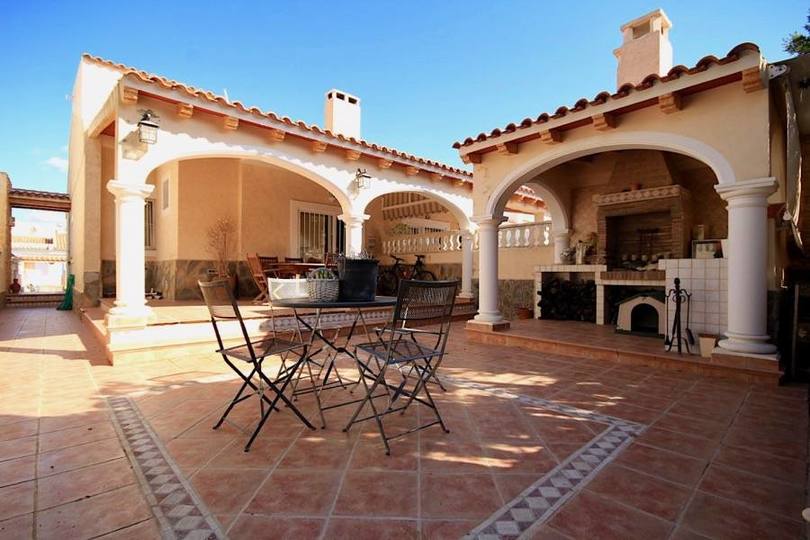 La Nucia,Alicante,España,5 Bedrooms Bedrooms,3 BathroomsBathrooms,Casas,16132