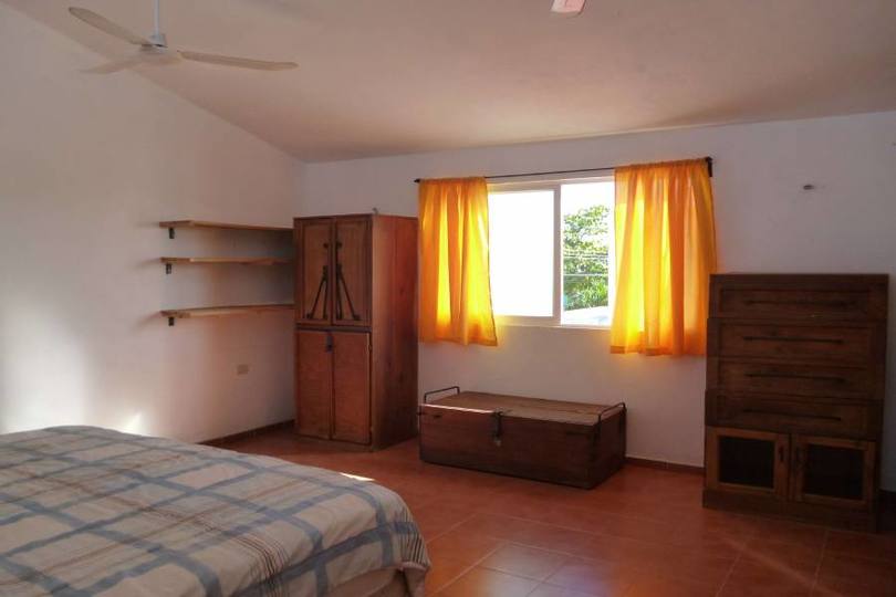 Mérida,Yucatán,México,3 Habitaciones Habitaciones,3 BañosBaños,Casas,25A Fracc.Pensiones,2368