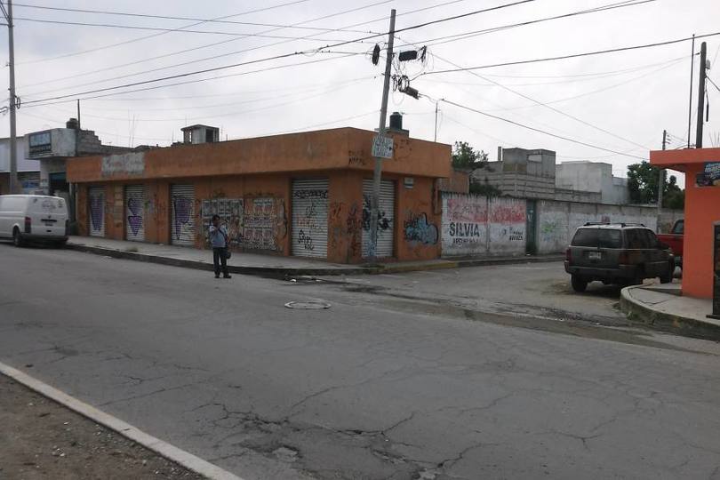 Puebla,Puebla,México,1 BañoBaños,Locales,Camino Real a Manzanilla esquina con Nogal,2380