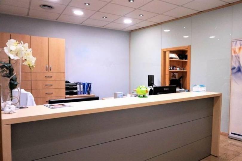 Dénia,Alicante,España,4 Bedrooms Bedrooms,1 BañoBathrooms,Local comercial,16549