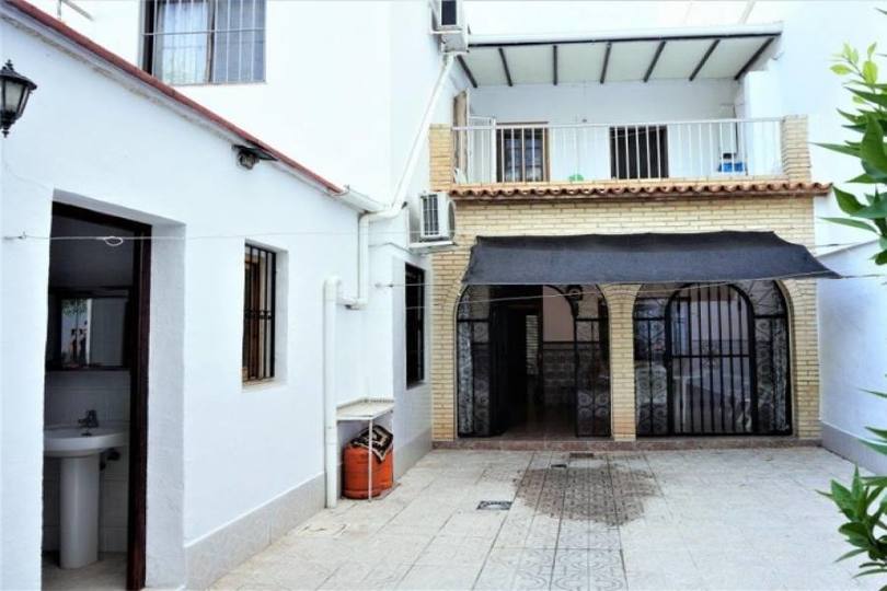 Dénia,Alicante,España,6 Bedrooms Bedrooms,3 BathroomsBathrooms,Casas,16591