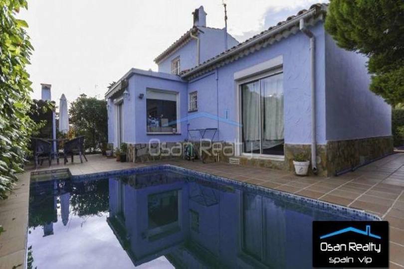 Dénia,Alicante,España,3 Bedrooms Bedrooms,2 BathroomsBathrooms,Casas,16605