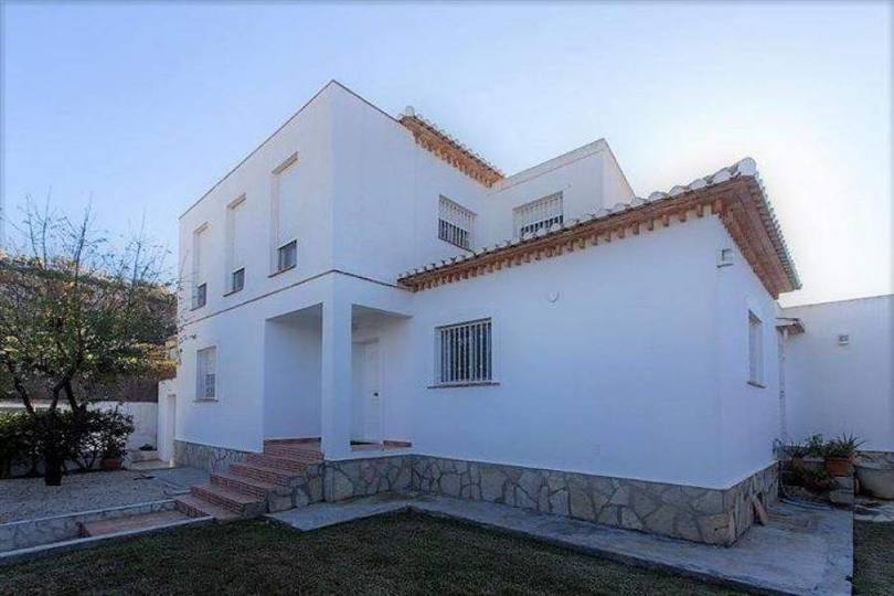 Dénia,Alicante,España,3 Bedrooms Bedrooms,3 BathroomsBathrooms,Chalets,16759