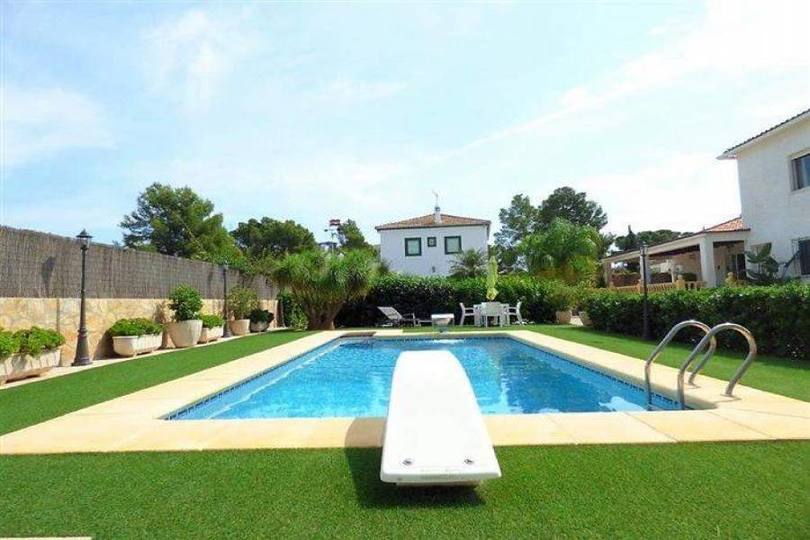 Dénia,Alicante,España,4 Bedrooms Bedrooms,5 BathroomsBathrooms,Chalets,16763