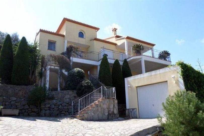 Pedreguer,Alicante,España,3 Bedrooms Bedrooms,3 BathroomsBathrooms,Chalets,16780