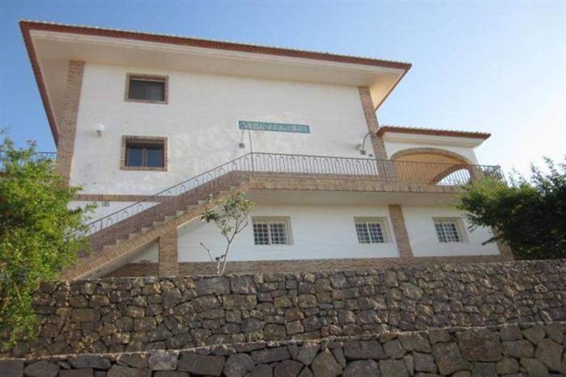 Pedreguer,Alicante,España,3 Bedrooms Bedrooms,4 BathroomsBathrooms,Chalets,16833