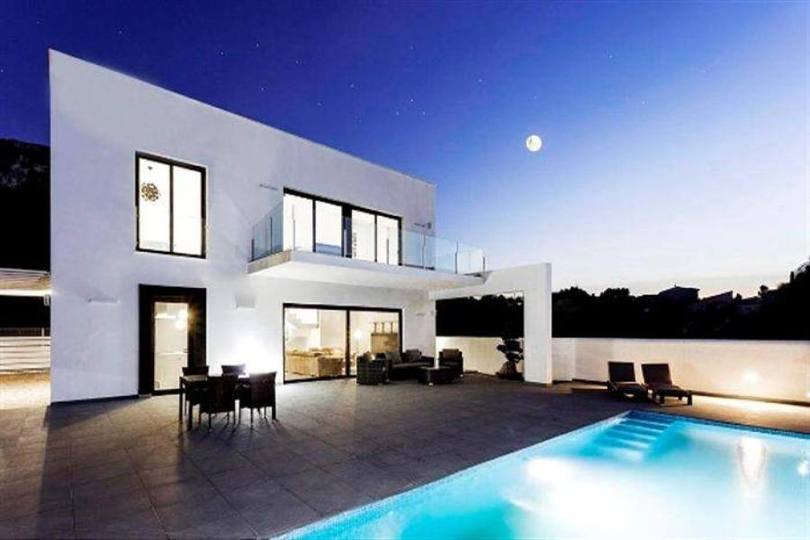 Dénia,Alicante,España,4 Bedrooms Bedrooms,3 BathroomsBathrooms,Chalets,16862