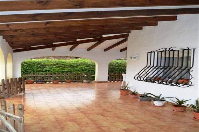 Dénia,Alicante,España,3 Bedrooms Bedrooms,2 BathroomsBathrooms,Chalets,16893