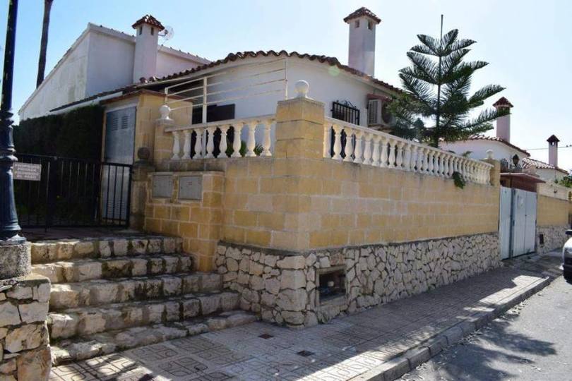 Dénia,Alicante,España,2 Bedrooms Bedrooms,1 BañoBathrooms,Chalets,16926