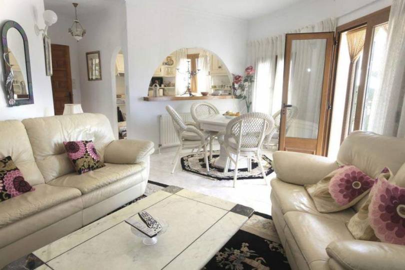Jalon-Xalo,Alicante,España,3 Bedrooms Bedrooms,2 BathroomsBathrooms,Chalets,16931