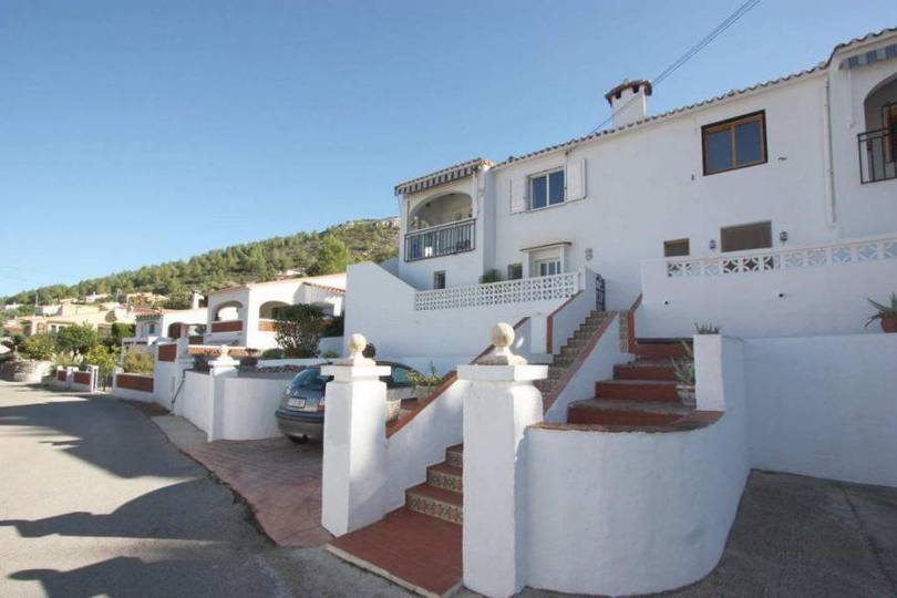 Orba,Alicante,España,3 Bedrooms Bedrooms,2 BathroomsBathrooms,Chalets,16937