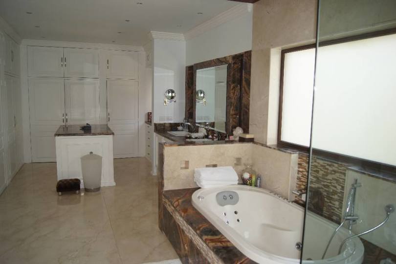 Lerma,Estado de Mexico,México,5 Habitaciones Habitaciones,5 BañosBaños,Casas,2440
