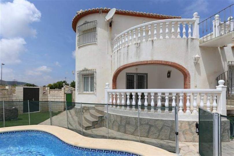 Dénia,Alicante,España,3 Bedrooms Bedrooms,3 BathroomsBathrooms,Chalets,16961