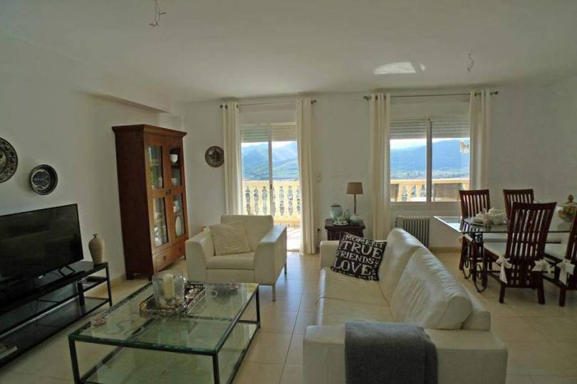 Jalon-Xalo,Alicante,España,3 Bedrooms Bedrooms,2 BathroomsBathrooms,Chalets,16963