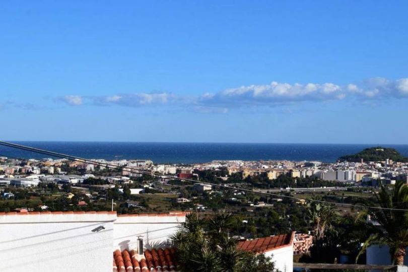Dénia,Alicante,España,3 Bedrooms Bedrooms,4 BathroomsBathrooms,Chalets,16964