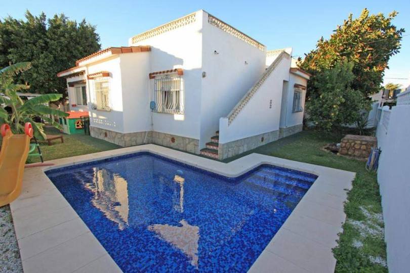 Els Poblets,Alicante,España,3 Bedrooms Bedrooms,2 BathroomsBathrooms,Chalets,16980