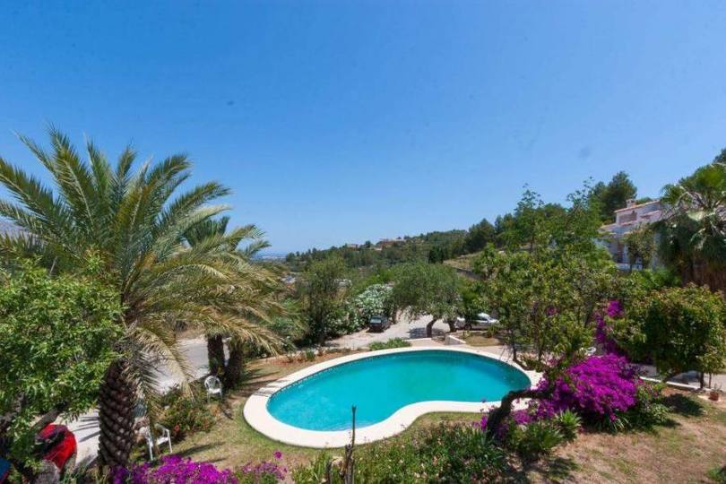 Benidoleig,Alicante,España,4 Bedrooms Bedrooms,2 BathroomsBathrooms,Chalets,16985