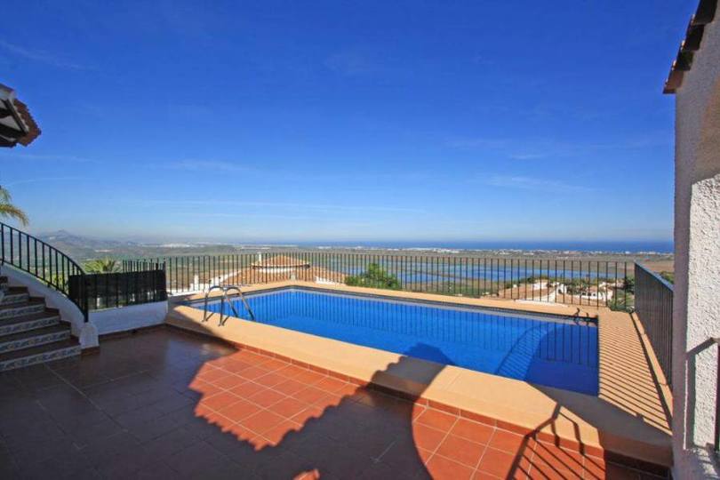 Pego,Alicante,España,4 Bedrooms Bedrooms,3 BathroomsBathrooms,Chalets,17008