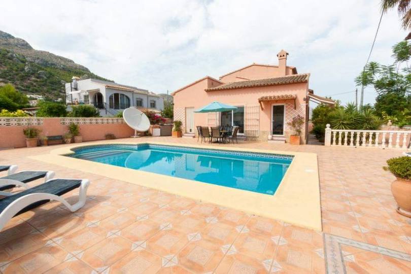 Tormos,Alicante,España,4 Bedrooms Bedrooms,3 BathroomsBathrooms,Chalets,17012