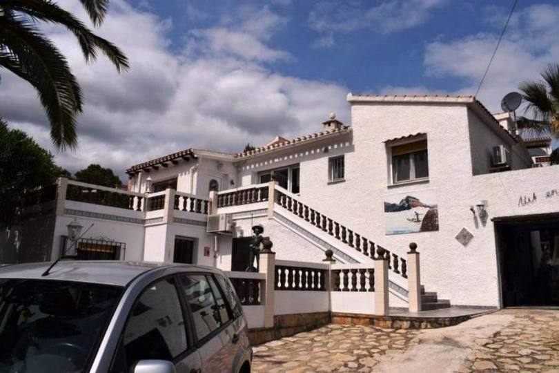 Dénia,Alicante,España,3 Bedrooms Bedrooms,3 BathroomsBathrooms,Chalets,17023