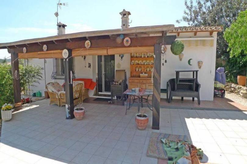 Jalon-Xalo,Alicante,España,3 Bedrooms Bedrooms,2 BathroomsBathrooms,Chalets,17024