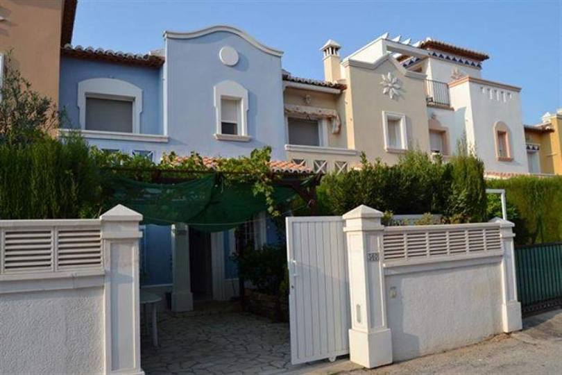 Dénia,Alicante,España,3 Bedrooms Bedrooms,2 BathroomsBathrooms,Chalets,17060