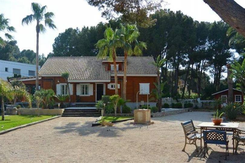 Dénia,Alicante,España,4 Bedrooms Bedrooms,3 BathroomsBathrooms,Chalets,17126