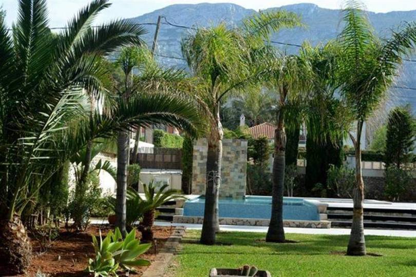 Dénia,Alicante,España,4 Bedrooms Bedrooms,3 BathroomsBathrooms,Chalets,17126
