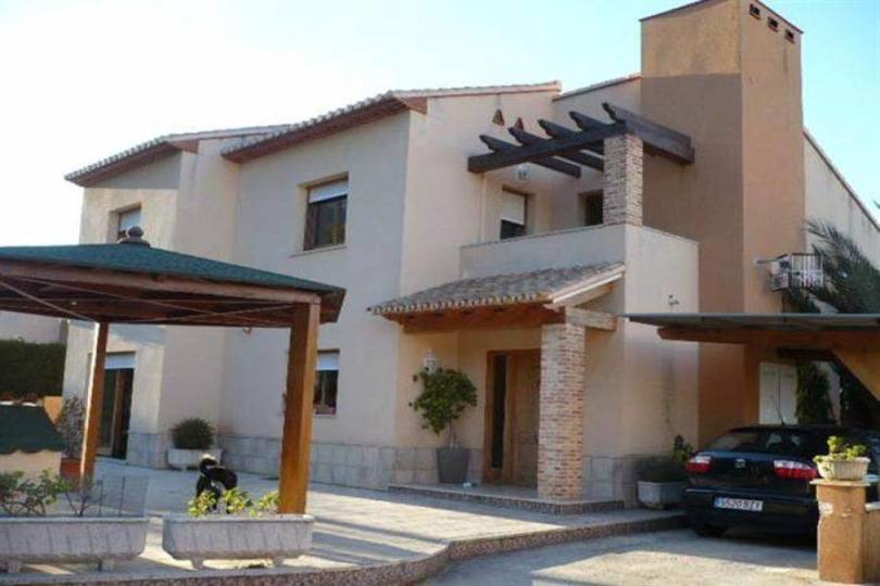 Dénia,Alicante,España,5 Bedrooms Bedrooms,4 BathroomsBathrooms,Chalets,17140