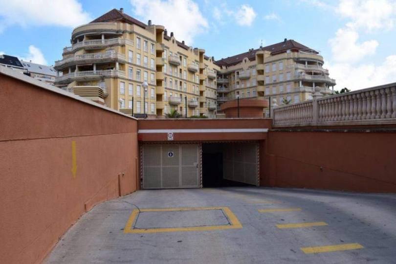 Dénia,Alicante,España,Cocheras,17148