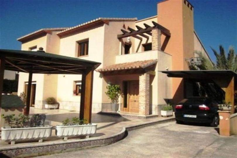 Dénia,Alicante,España,5 Bedrooms Bedrooms,4 BathroomsBathrooms,Chalets,17165