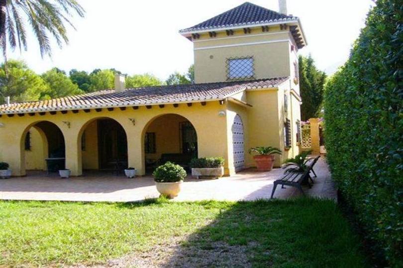 Dénia,Alicante,España,4 Bedrooms Bedrooms,4 BathroomsBathrooms,Chalets,17183