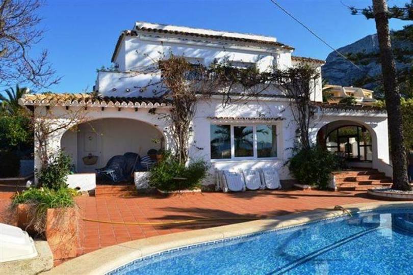 Dénia,Alicante,España,3 Bedrooms Bedrooms,4 BathroomsBathrooms,Chalets,17190