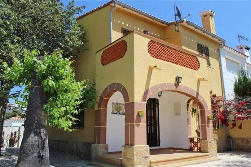 Dénia,Alicante,España,5 Bedrooms Bedrooms,2 BathroomsBathrooms,Chalets,17209