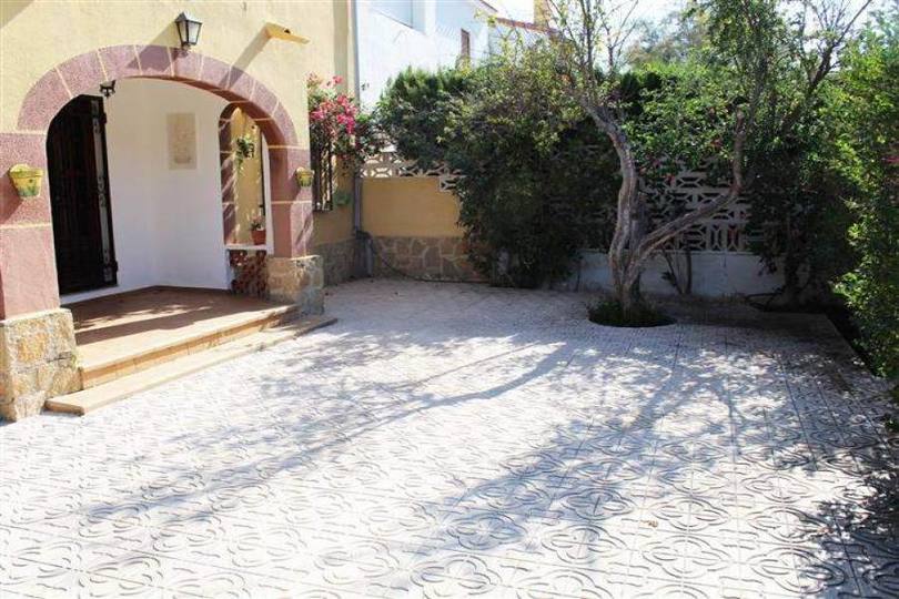 Dénia,Alicante,España,5 Bedrooms Bedrooms,2 BathroomsBathrooms,Chalets,17209