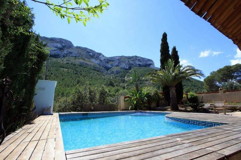 Dénia,Alicante,España,4 Bedrooms Bedrooms,2 BathroomsBathrooms,Chalets,17239