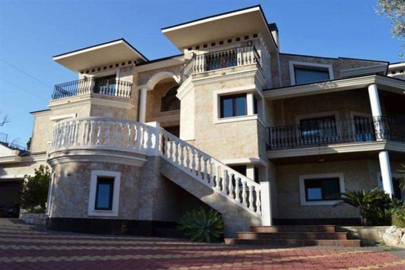 Dénia,Alicante,España,5 Bedrooms Bedrooms,8 BathroomsBathrooms,Chalets,17242