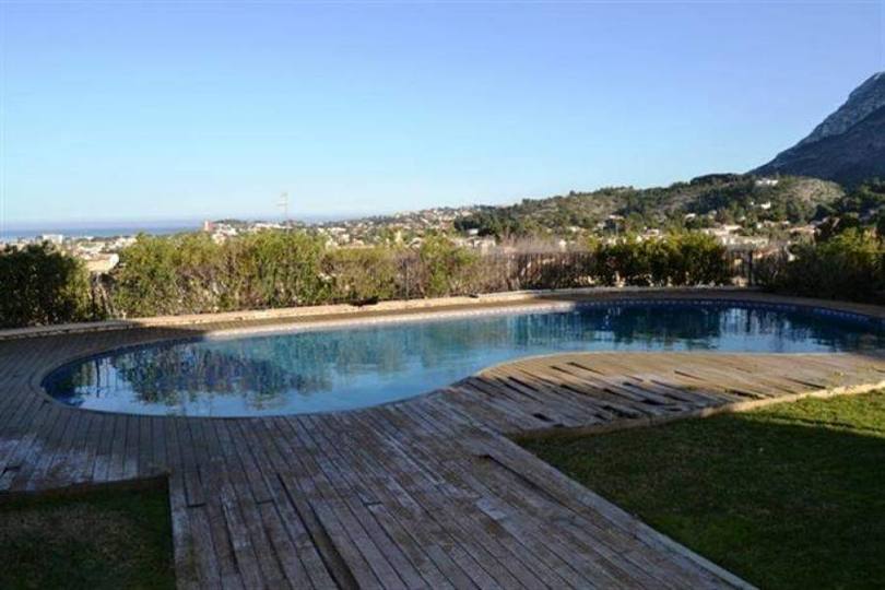 Dénia,Alicante,España,5 Bedrooms Bedrooms,8 BathroomsBathrooms,Chalets,17242