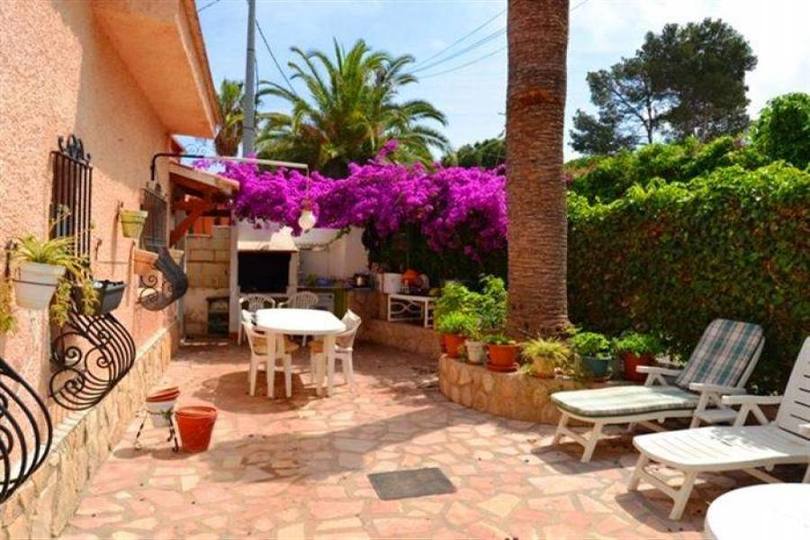 Dénia,Alicante,España,6 Bedrooms Bedrooms,2 BathroomsBathrooms,Chalets,17282
