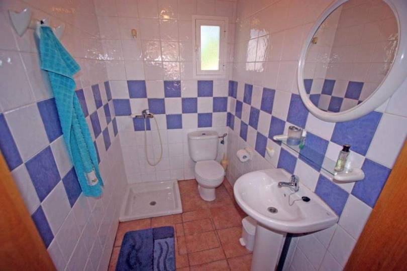 Pedreguer,Alicante,España,7 Bedrooms Bedrooms,3 BathroomsBathrooms,Chalets,17287