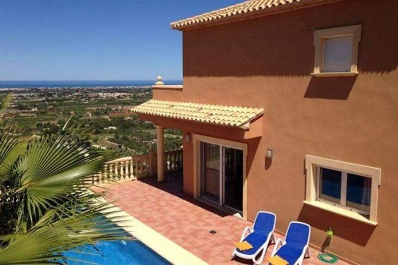 Pedreguer,Alicante,España,2 Bedrooms Bedrooms,2 BathroomsBathrooms,Chalets,17299