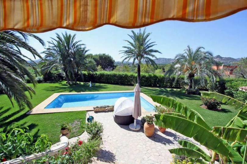 Dénia,Alicante,España,5 Bedrooms Bedrooms,3 BathroomsBathrooms,Chalets,17320