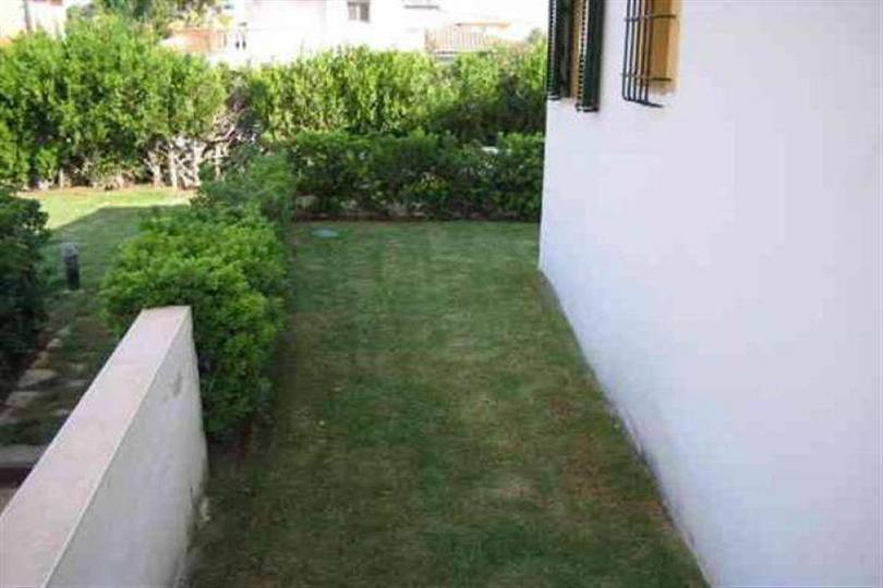 Dénia,Alicante,España,3 Bedrooms Bedrooms,2 BathroomsBathrooms,Chalets,17355