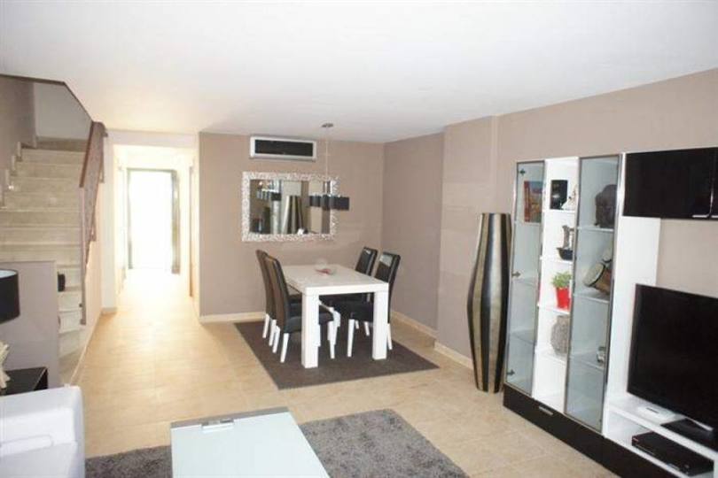 Dénia,Alicante,España,3 Bedrooms Bedrooms,4 BathroomsBathrooms,Chalets,17360