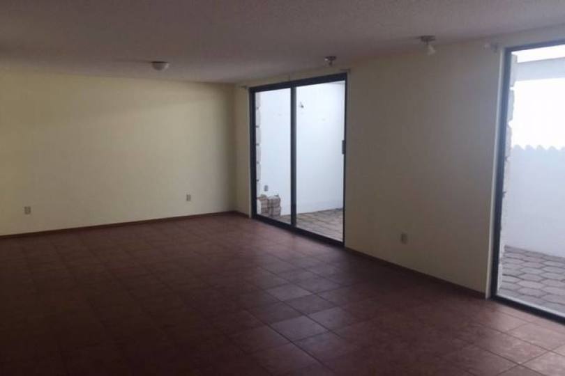 Metepec,Estado de Mexico,México,3 Habitaciones Habitaciones,2 BañosBaños,Casas,2481