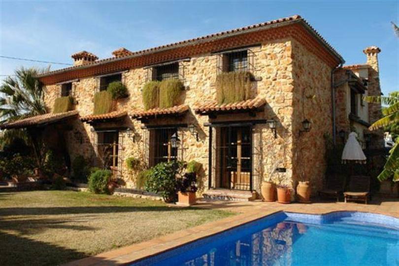 Dénia,Alicante,España,5 Bedrooms Bedrooms,5 BathroomsBathrooms,Chalets,17365